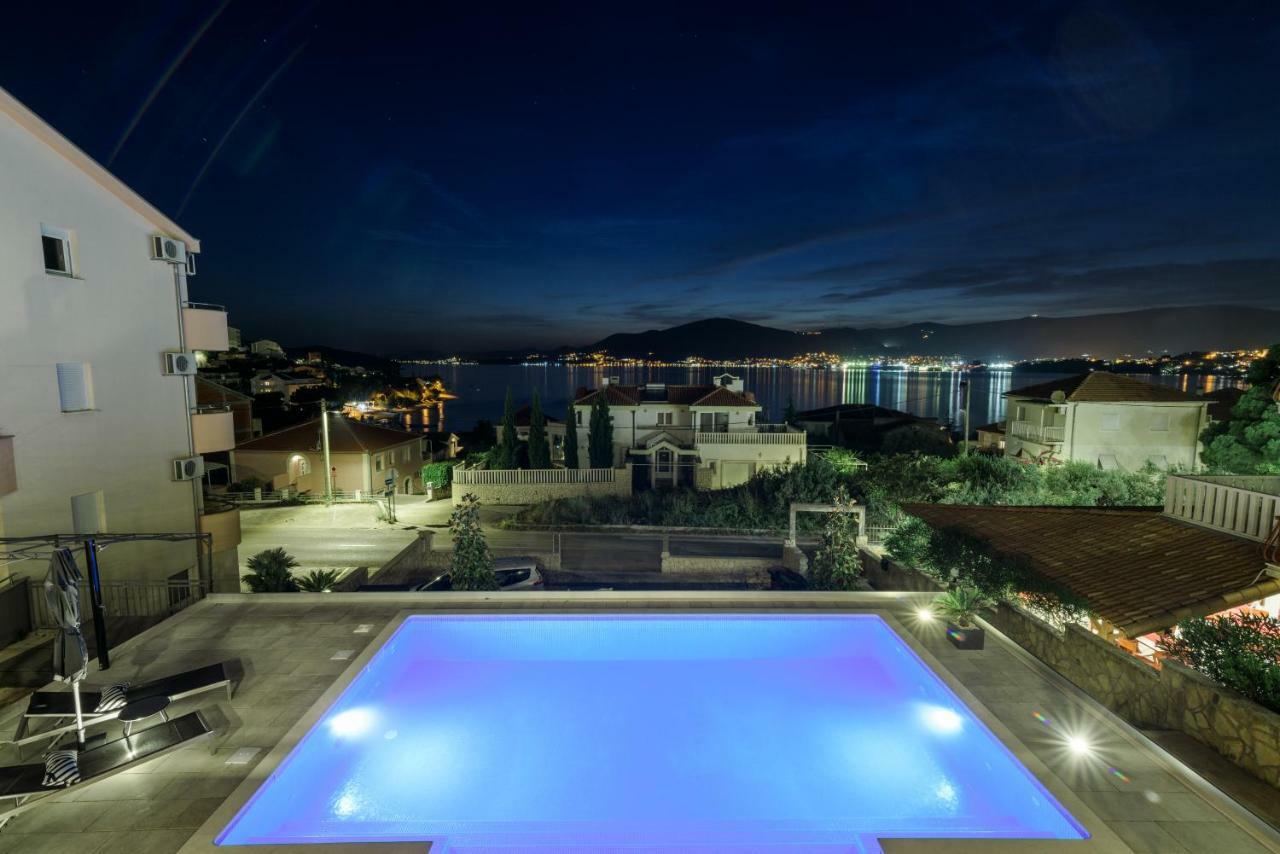 Villa Gala Trogir Exterior photo